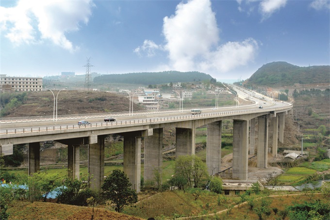 贵阳市油小线渔梁河大桥