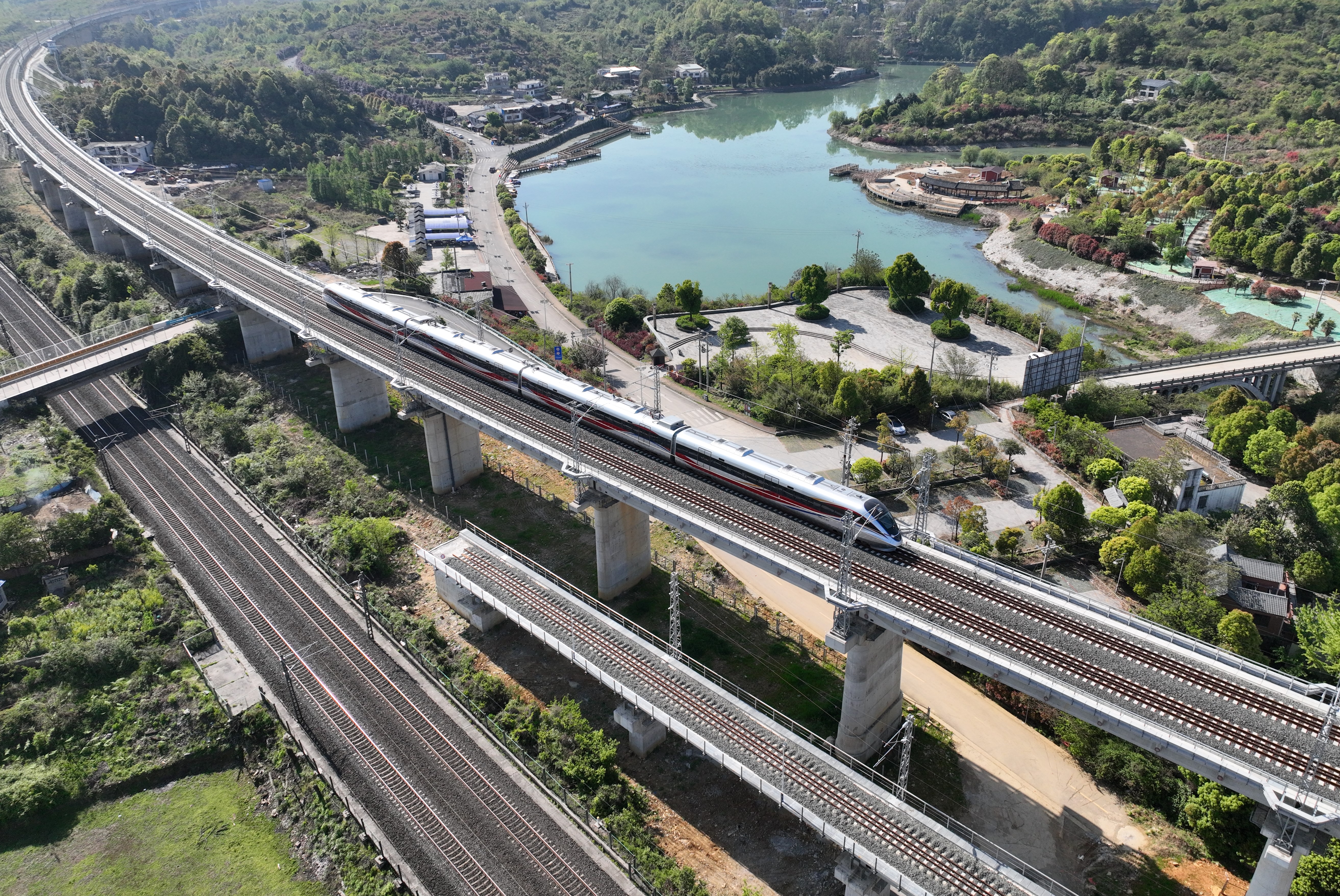 贵阳市域快铁西南环线