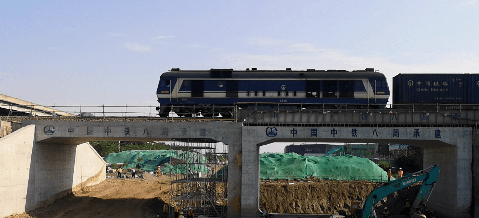 彭州市规划二路下穿成汶铁路立交桥